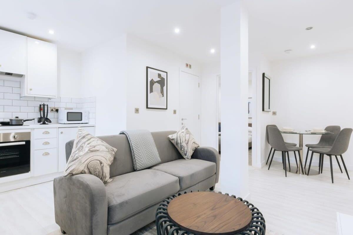 Modern 1 Bedroom Apartment In Central Ipswich Kültér fotó